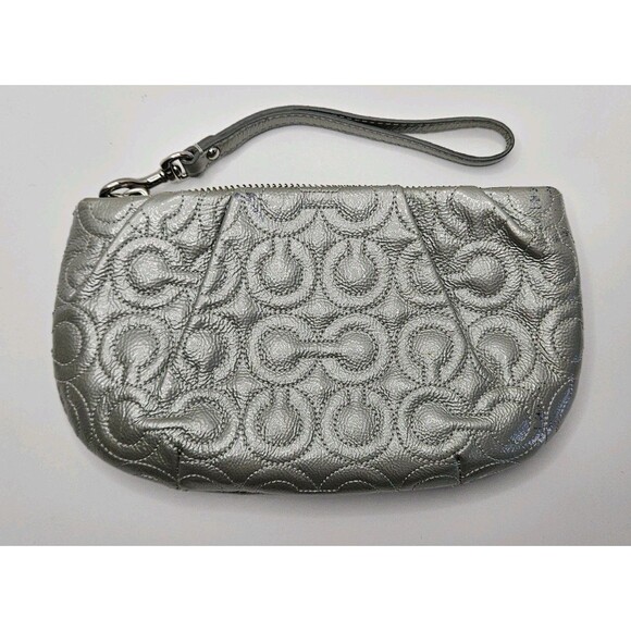 COACH Wristlet Quilted Leather Op Art Signature C Monogram 43229 Silver & Blue - Picture 1 of 9